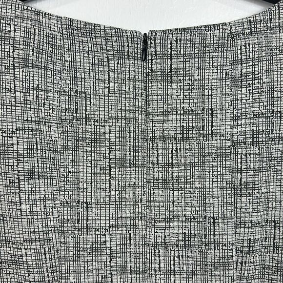 Tahari White Black Crosshatch Print Sheath Dress With Pockets Size 10 - Picture 4 of 10